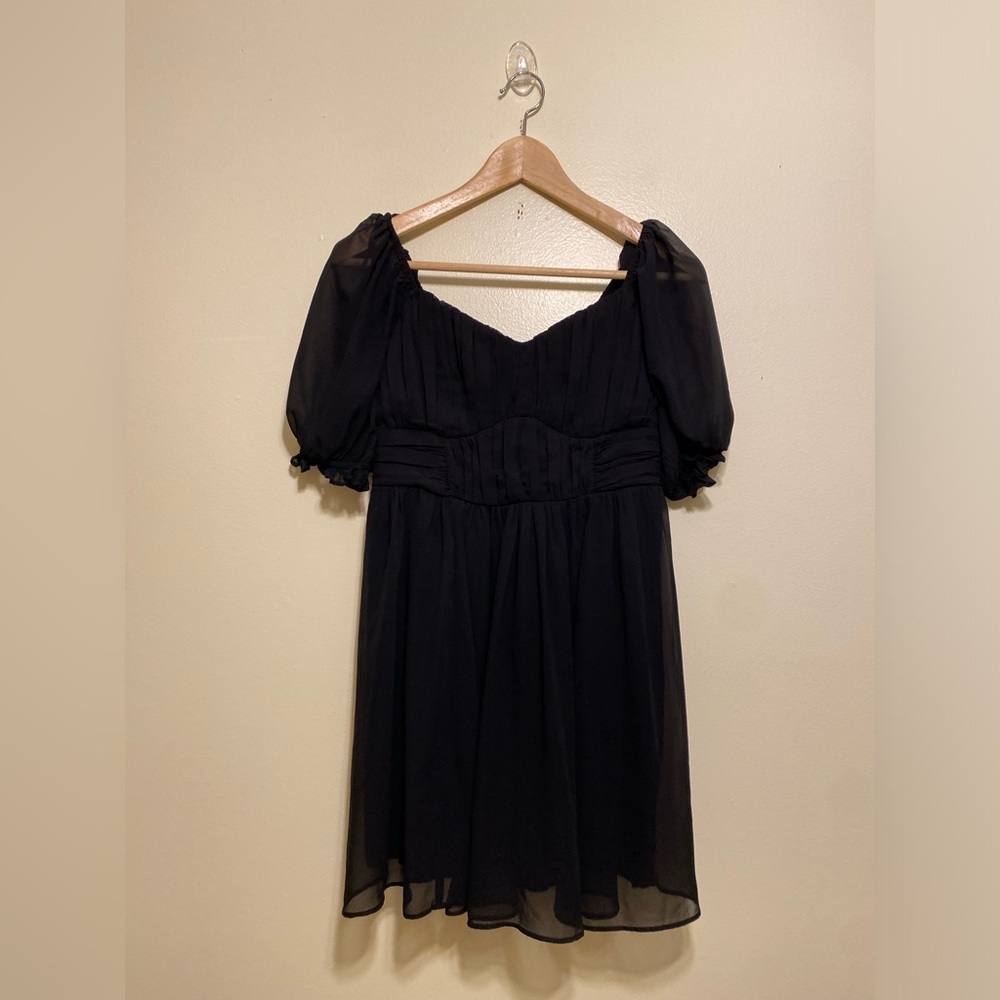 Abercrombie & Fitch Black Puff-Sleeve Mini Dress with Sweetheart Neckline Size S